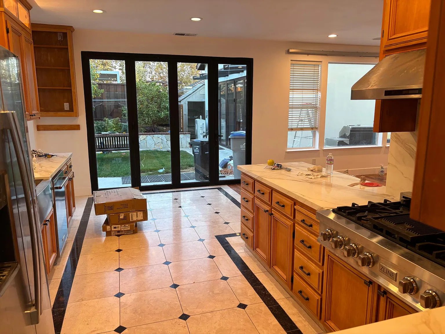 5 bed, 2778 sqft, $6,400 — Photo 3