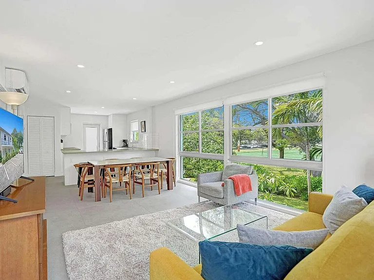 625 NE 13th Ave #3 — Photo 9