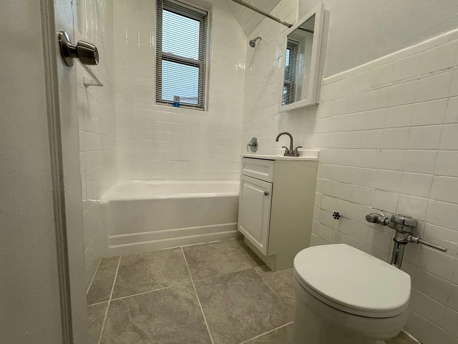 1 bed, 650 sqft, $1,895 — Photo 4