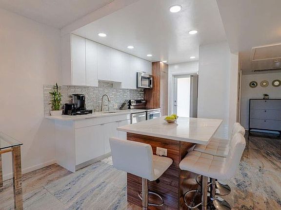 4th image of 2801 N Palm Aire Dr APT 410