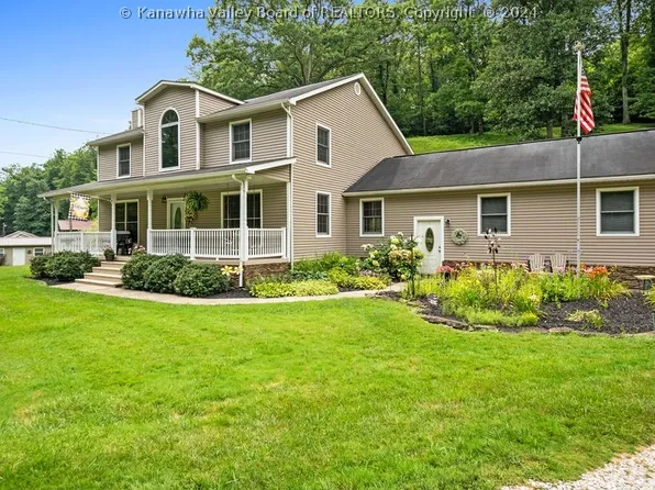 513 Thorofare Rd, Clendenin, WV 25045