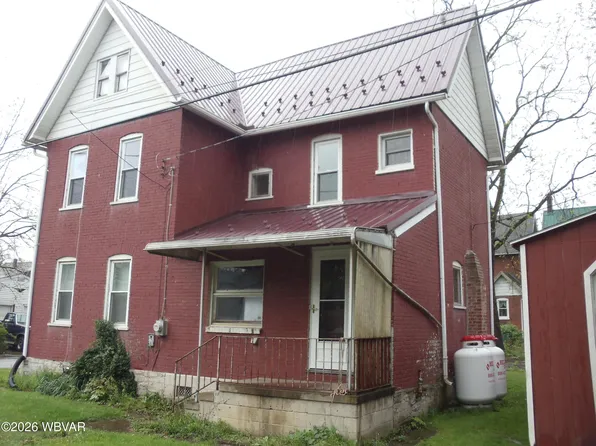 2238 Baker St, Williamsport, PA 17701