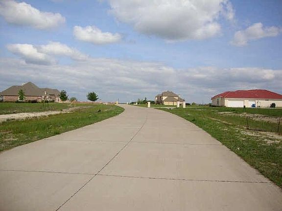 3rd image of 6806 Overbrook Dr
