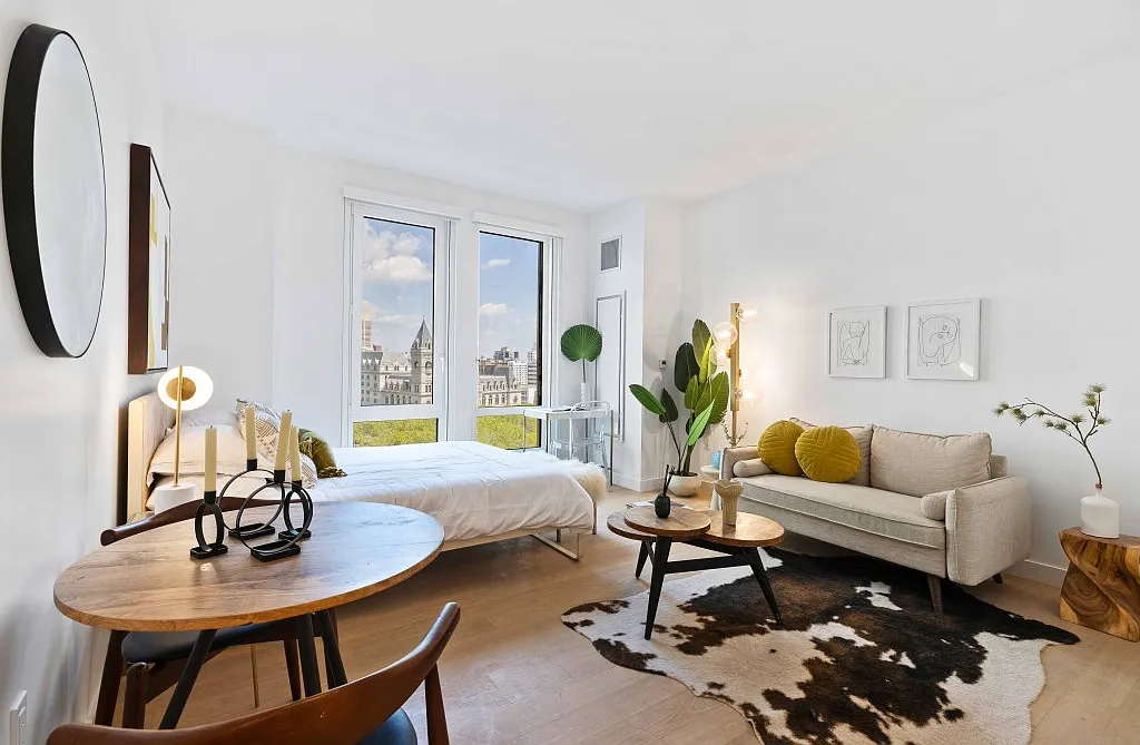 200 Montague Street — Photo 2