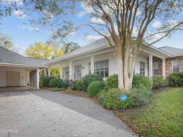 111 Crab Apple Hl, Lafayette, LA 70507