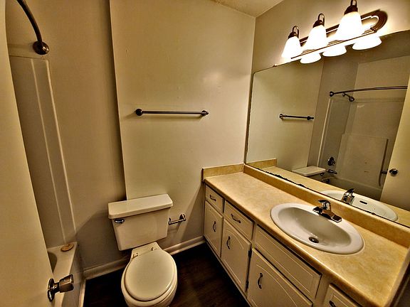 4th image of 1512 Halston Cir NW APT 1