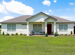 11510 S 4210th Rd, Claremore, OK 74017
