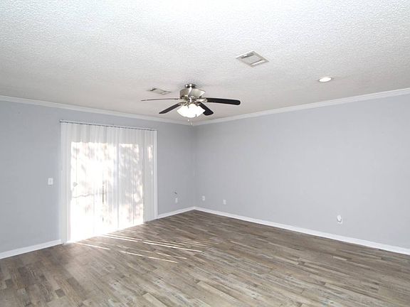 2nd image of 1305 Foxborough Dr