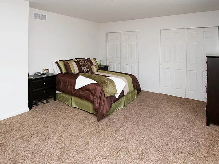 11 Livery Way — Photo 9