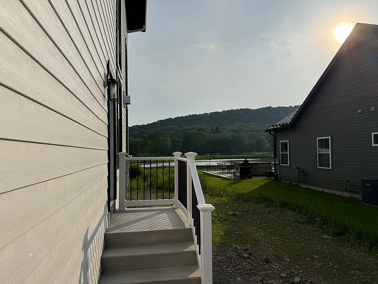 16 Fillmore Dr — Photo 1