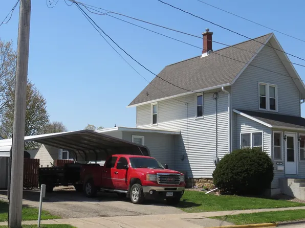 405 W Quarry St, Maquoketa, IA 52060