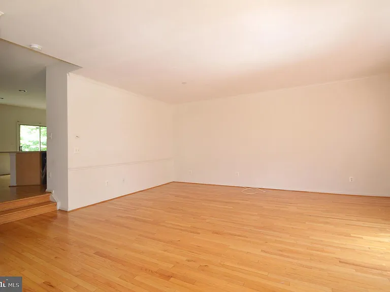 4209 Trumbo Ct — Photo 5