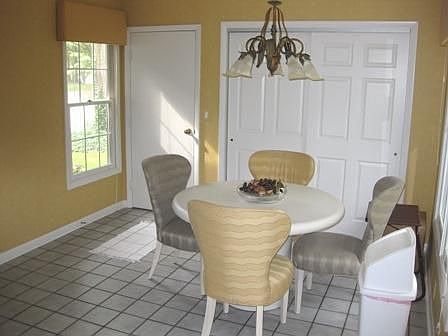 4th image of 7922 Causeway Ln
