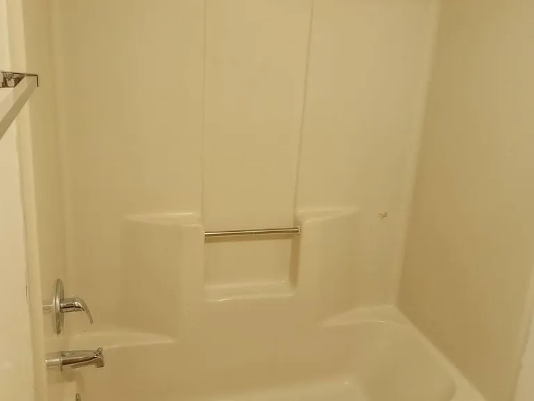 2710 Jelinek Ave — Photo 7
