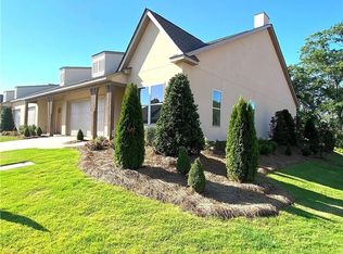 3175 Crestmont Ct, Opelika, AL 36801