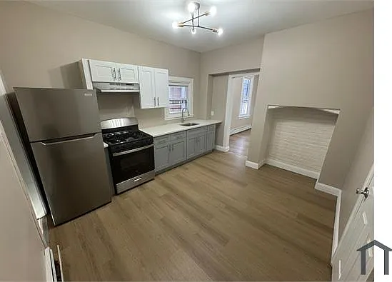 108 Franklin St #2 — Photo 1