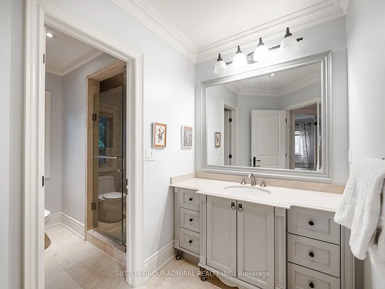 35 Wentworth Ave — Photo 33