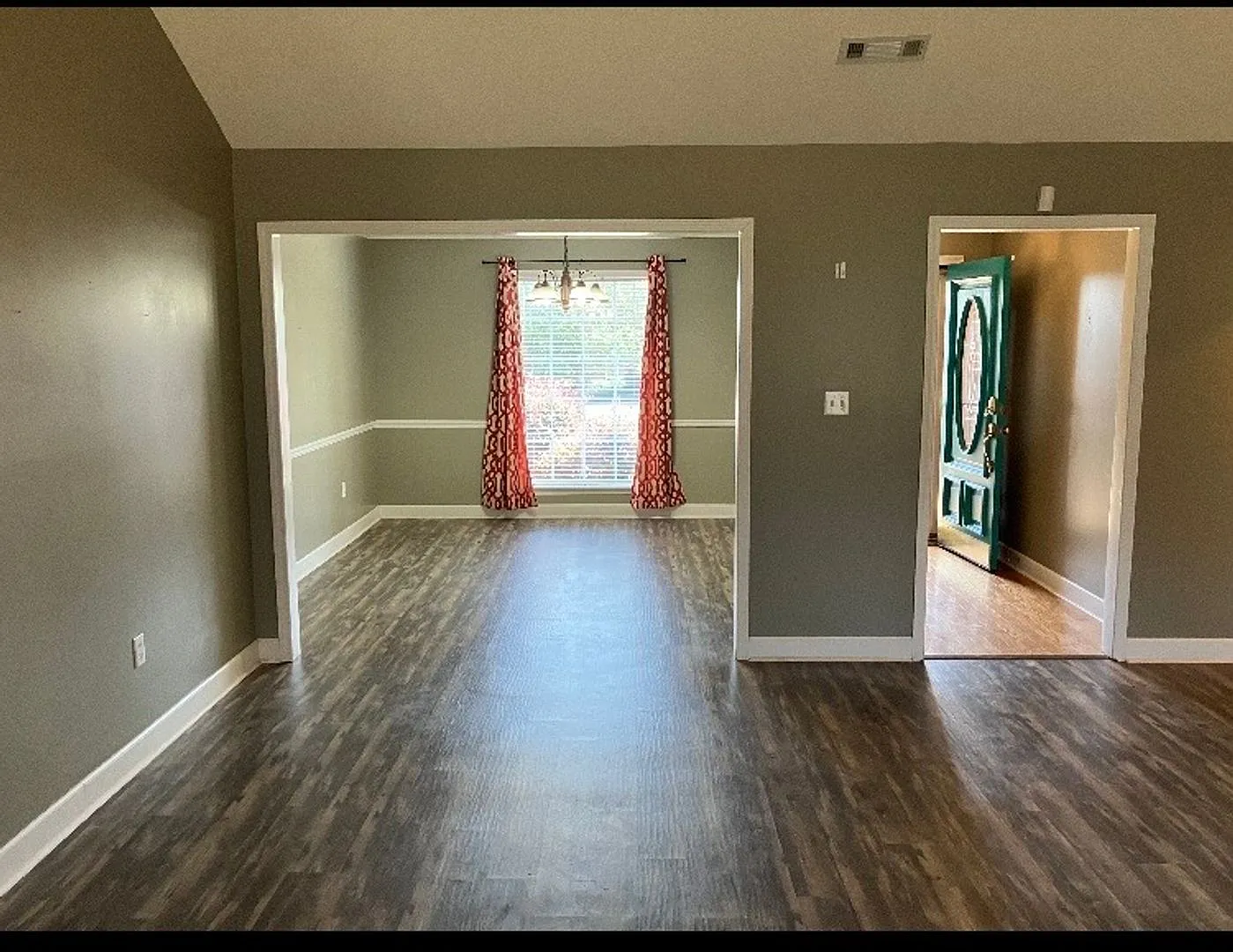 1737 Cedarwood Drive — Photo 4