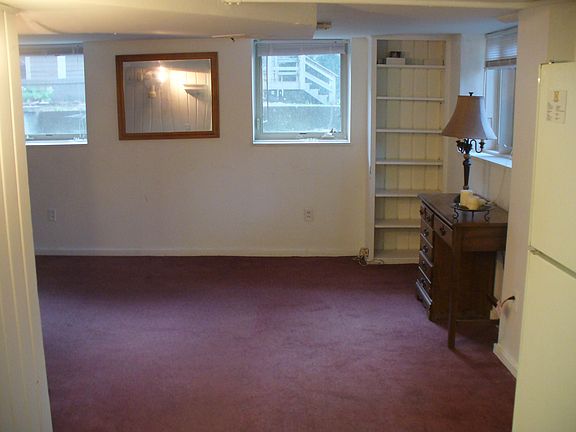 3rd image of 603 Lawrence St APT 3