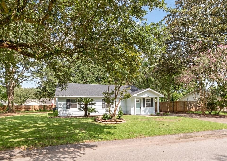 1st image of 2213 Largo Ave