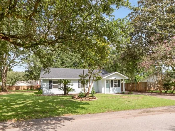 2213 Largo Ave, Mobile, AL 36609
