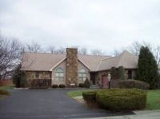 109 Green Meadow Ln, Mount Pleasant, PA 15666