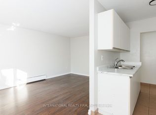 93 High St #204, London, ON N6C 4J8