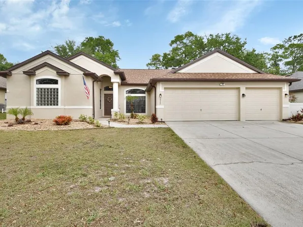 1933 Oak Estates Dr, Orange City, FL 32763