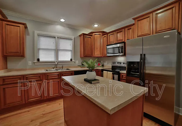 513 Lytle St — Photo 45