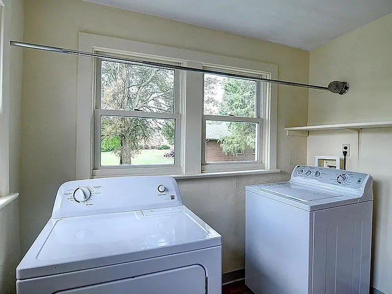 9556 Kenrick Rd — Photo 21