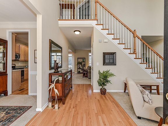 5th image of 10645 Castlehill Dr