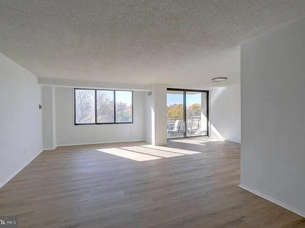 5225 Pooks Hill Rd APT 911N, Bethesda, MD 20814