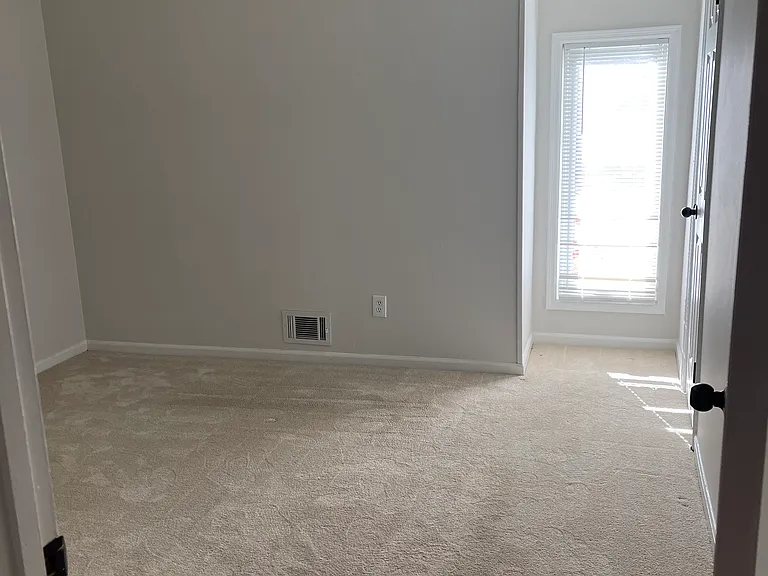 6802 Oakland Dr — Photo 7