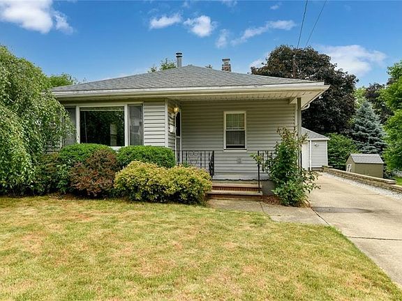 2nd image of 207 Hazelwood Ave