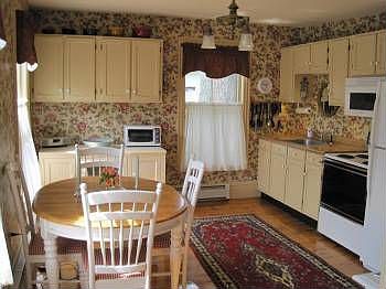 4th image of 20 Tremont St