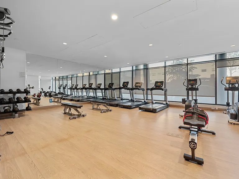 350 Clarkson Ave #321 — Photo 15