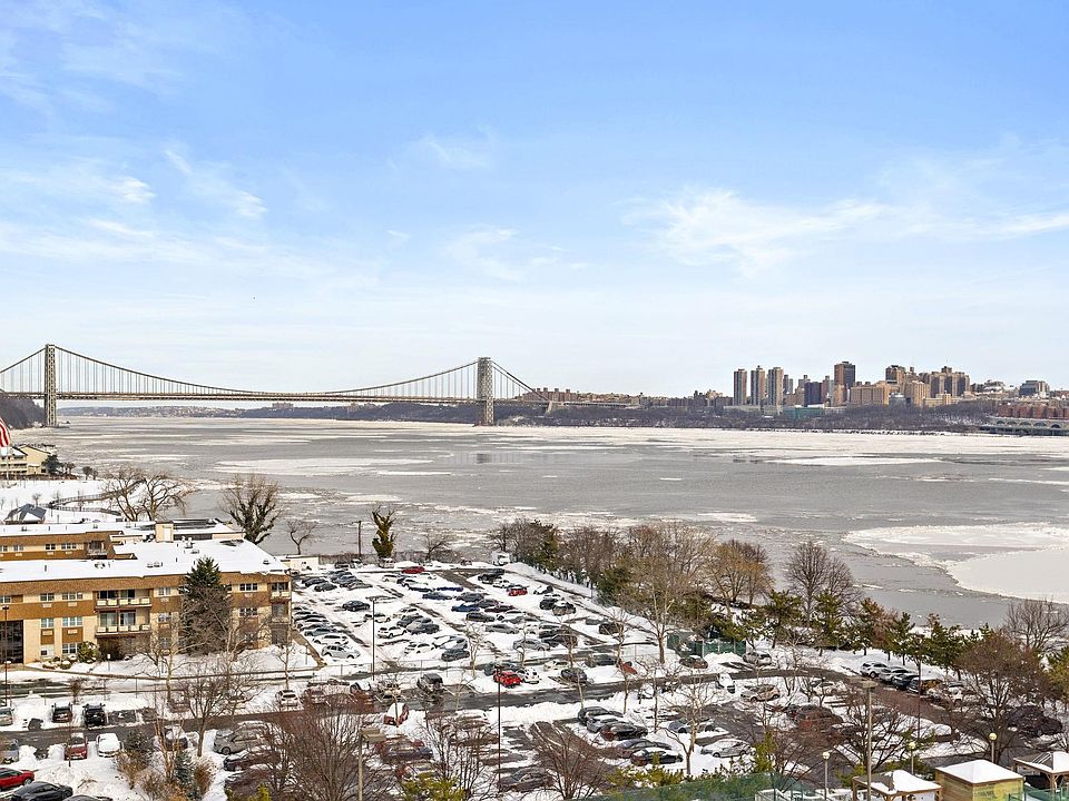 1st image of 1055 River Rd #Penthouse 8