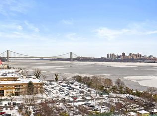 1055 River Rd #PENTHOUSE 8, Edgewater, NJ 07020
