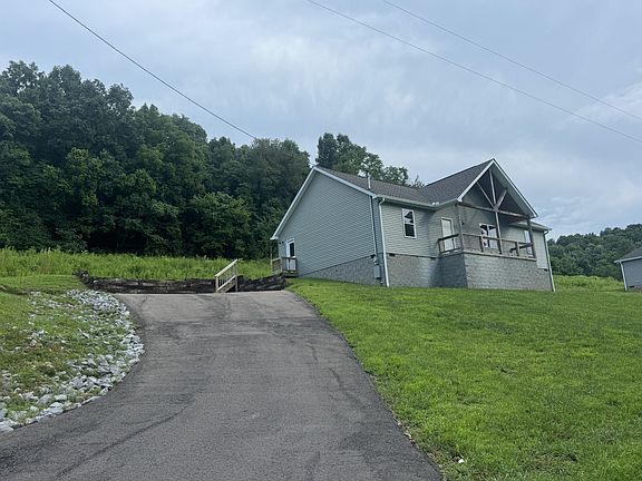 2nd image of 2065 Collier Rd