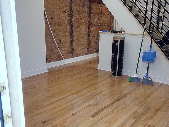 3rd image of 1837 E Hazzard St