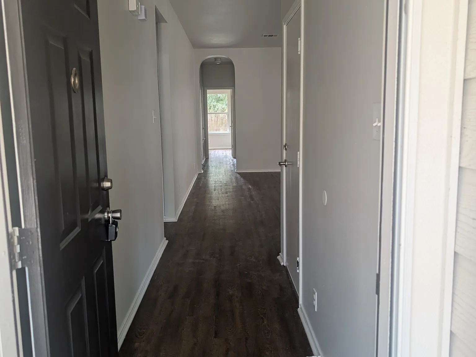 3 bed, 1578 sqft, $1,800 — Photo 3