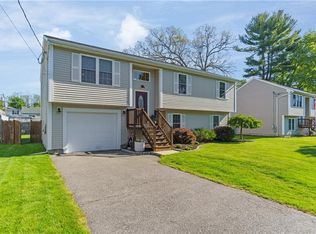 103 Eton Ave, Warwick, RI 02889