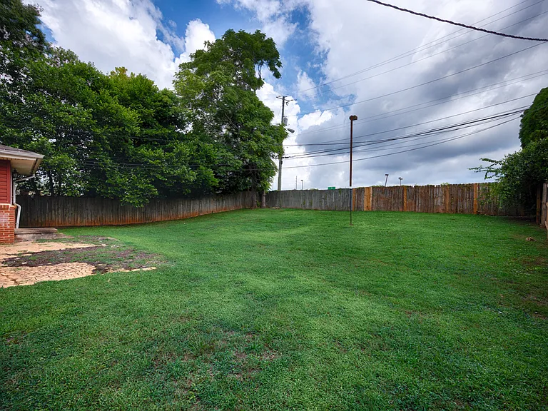 4210 Toftoy Dr SW — Photo 8