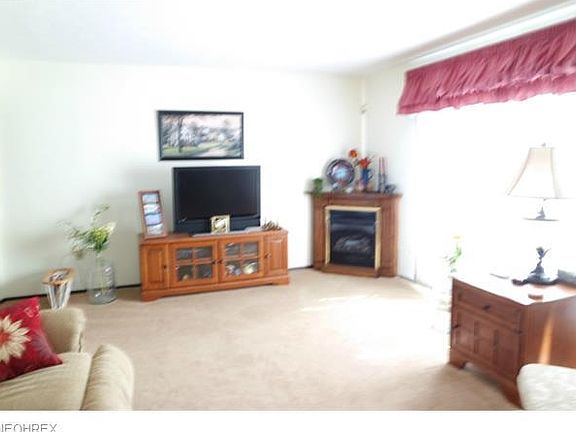 2nd image of 1282 Tioga Trl