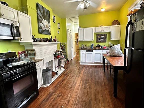 4th image of 2621-23 Joliet St