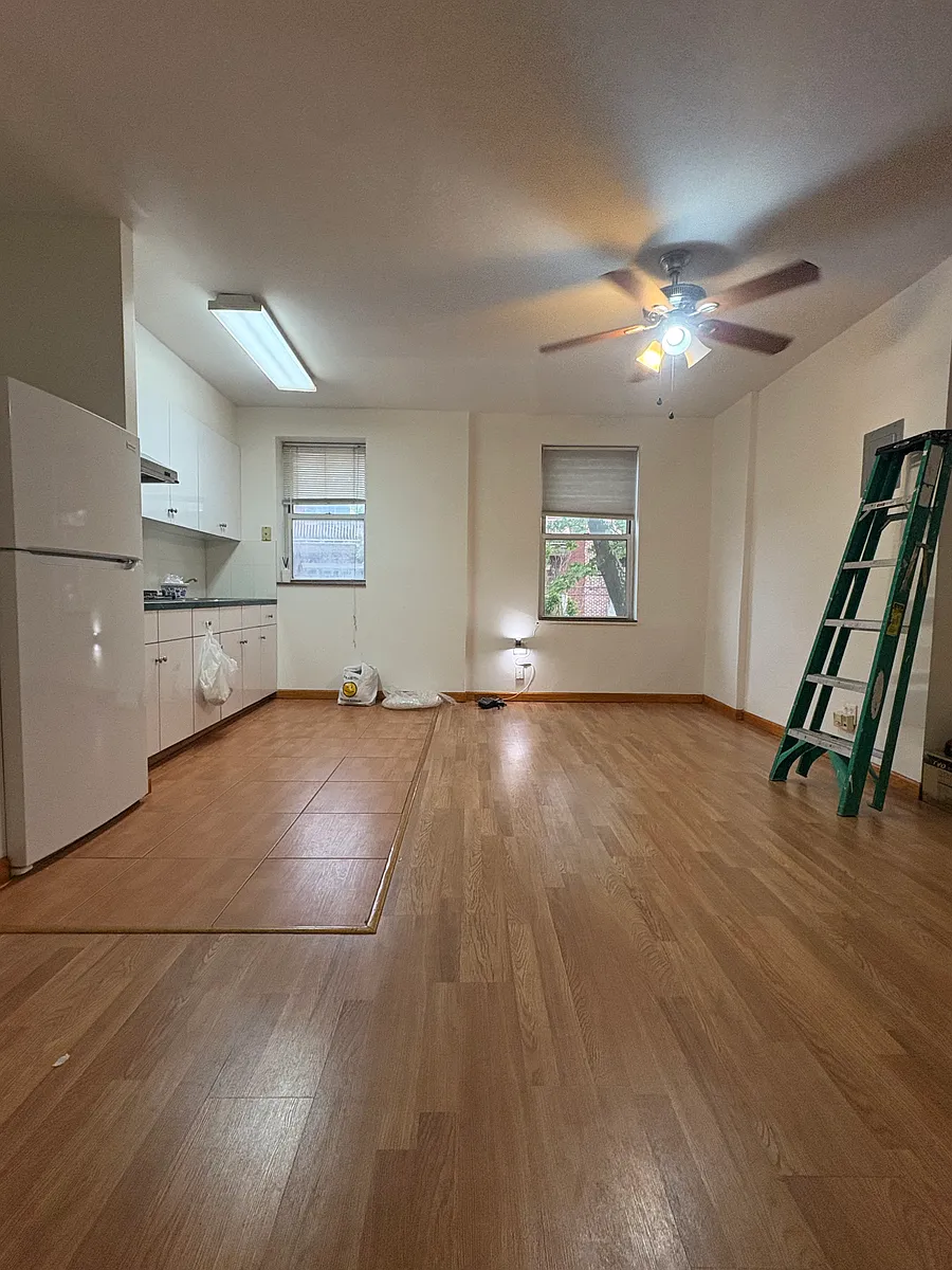 Photo 1 of 8 - 7824 15th Ave #2R - Brooklyn, NY Primary Photo - 7824 15th Ave #2R