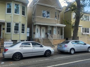 352 Woodlawn Ave FLOOR 2, Jersey City, NJ 07305