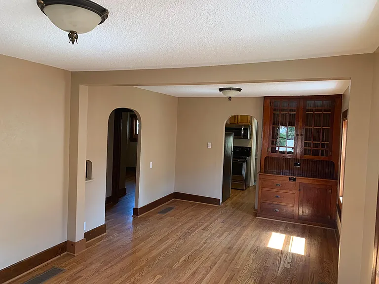 2616 N Irving St — Photo 7