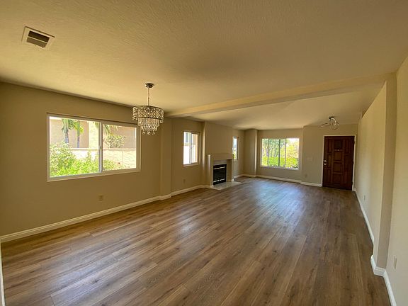 2nd image of 15928 Camino Codorniz