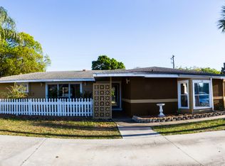 510 Saint Andrews Dr, Sarasota, FL 34243